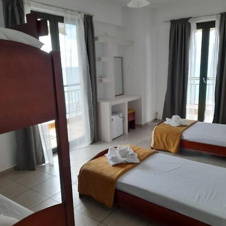 Elia Kai Amos Aparthotel Nea Skioni Esterno foto