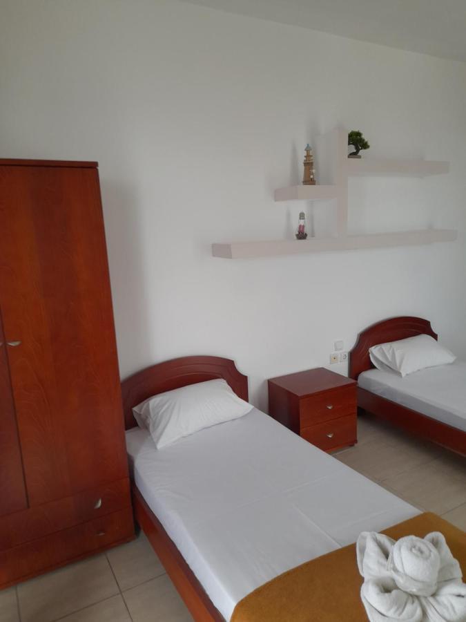 Elia Kai Amos Aparthotel Nea Skioni Esterno foto